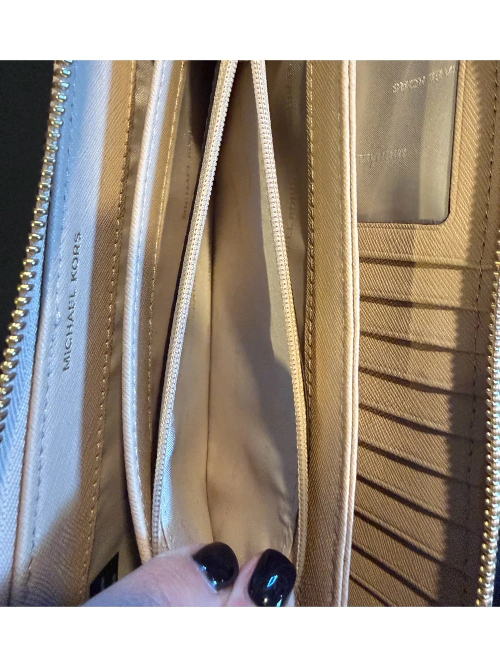 Michael Kors Light Beige Jet Set Continental Wallet